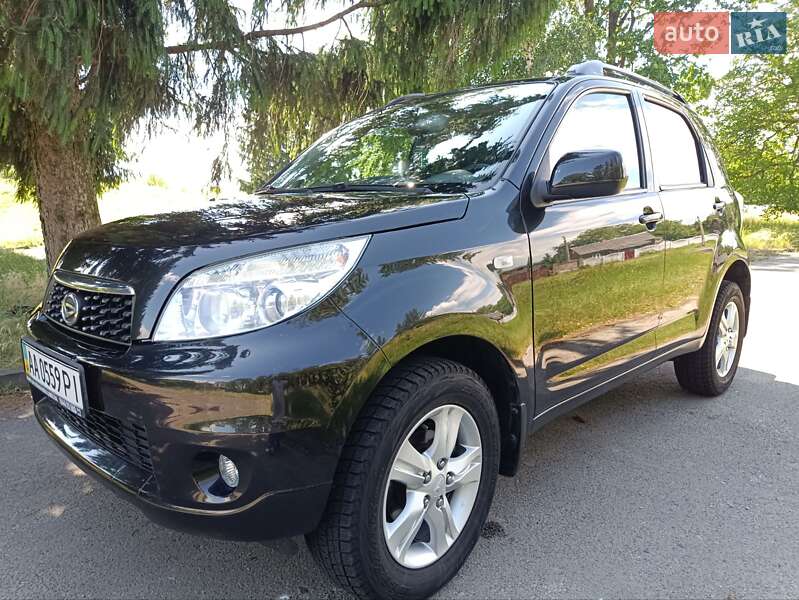 Внедорожник / Кроссовер Daihatsu Terios 2011 в 