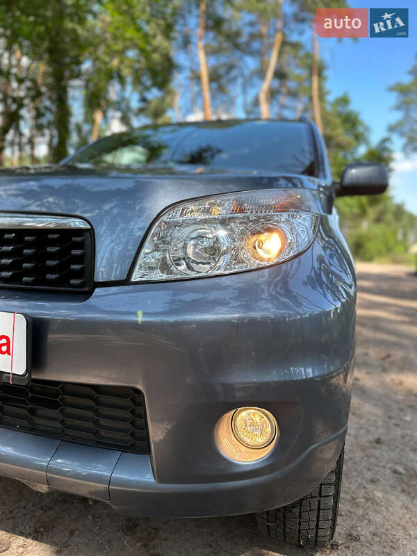 Позашляховик / Кросовер Daihatsu Terios 2011 в Білогородці