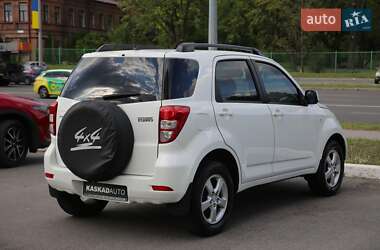 Позашляховик / Кросовер Daihatsu Terios 2008 в 