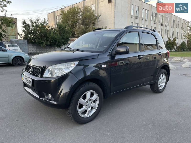 Позашляховик / Кросовер Daihatsu Terios 2008 в 