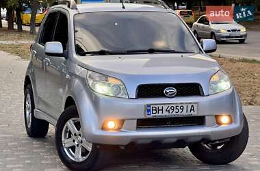 Внедорожник / Кроссовер Daihatsu Terios 2006 в 