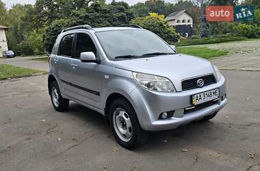 Позашляховик / Кросовер Daihatsu Terios 2008 в Києві