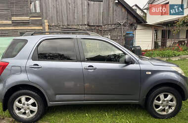 Позашляховик / Кросовер Daihatsu Terios 2007 в  фото 6 Позашляховик / Кросовер Daihatsu Terios 2007 в