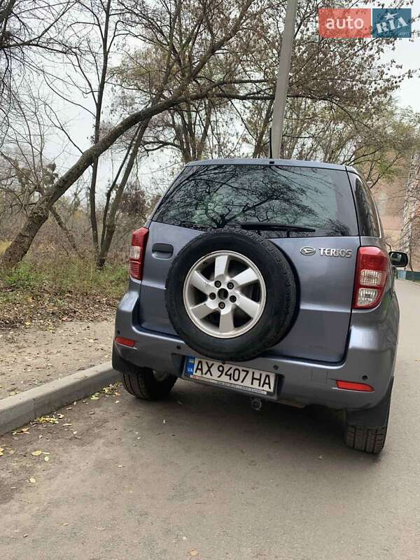 Позашляховик / Кросовер Daihatsu Terios 2008 в Харкові