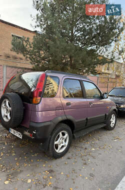 Позашляховик / Кросовер Daihatsu Terios 2000 в Києві