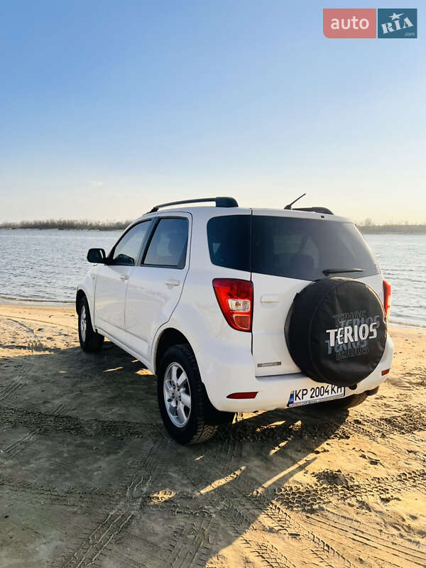 Позашляховик / Кросовер Daihatsu Terios 2008 в Запоріжжі фото 4 Позашляховик / Кросовер Daihatsu Terios 2008 в Запоріжжі