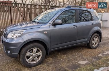 Позашляховик / Кросовер Daihatsu Terios 2011 в Києві