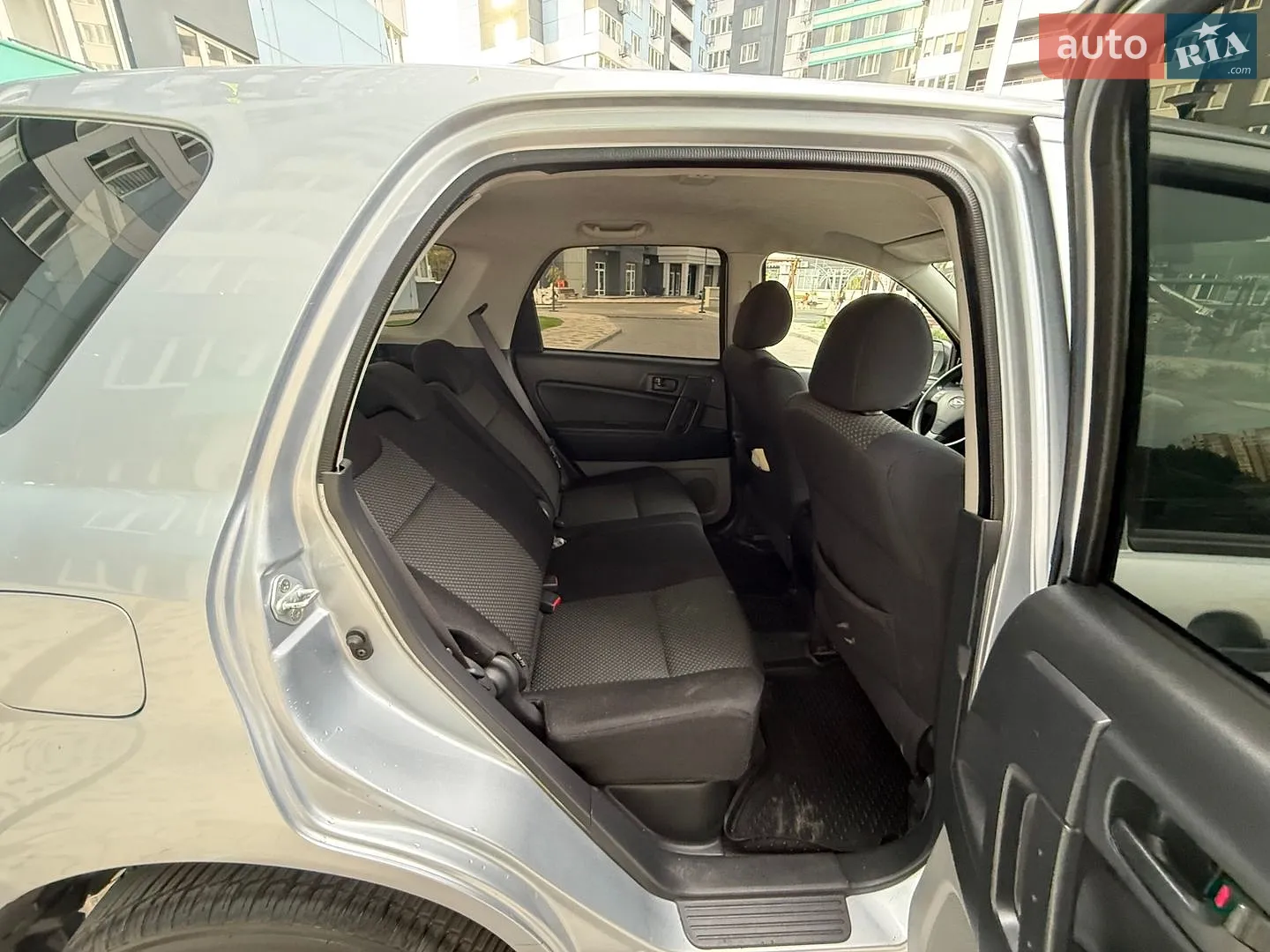 2010 Daihatsu Terios - мініатюра 44