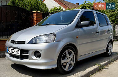 Мікровен Daihatsu YRV 2005 в Ужгороді