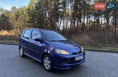 Микровэн Daihatsu YRV 2002 в Черноморске