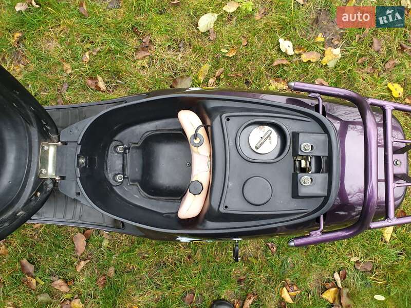 Скутер Defiant Kamei 2006 в Ржищеві