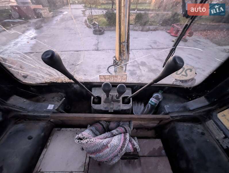 Экскаватор погрузчик ДЭМ 114 1994 в Одессе фото 13 Экскаватор погрузчик ДЭМ 114 1994 в Одессе