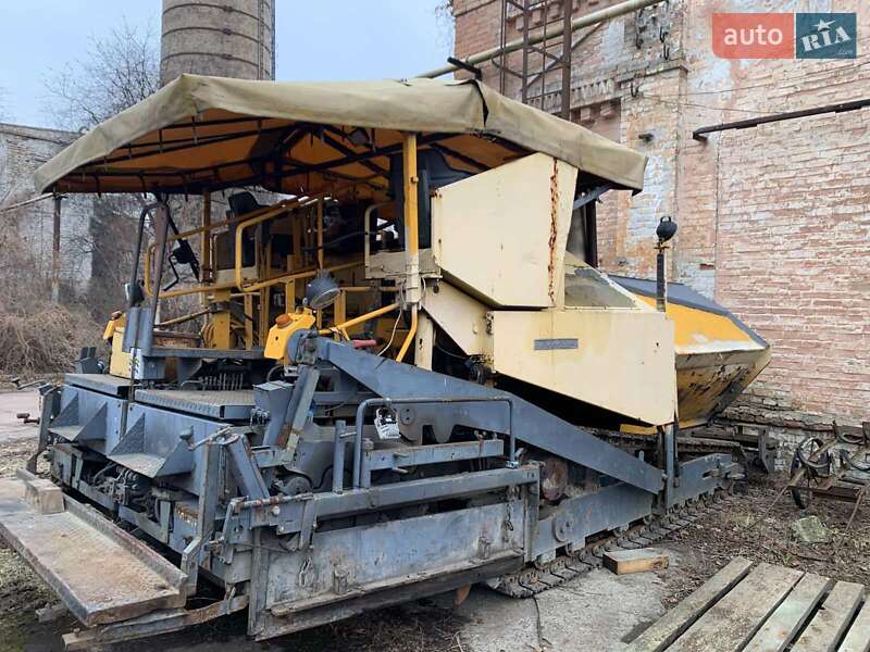 Асфальтоукладчик Demag DF 1993 в Киеве