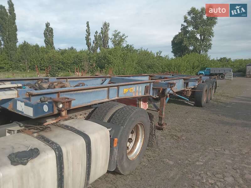 Контейнеровоз полуприцеп Dennison 40 FT 2001 в 