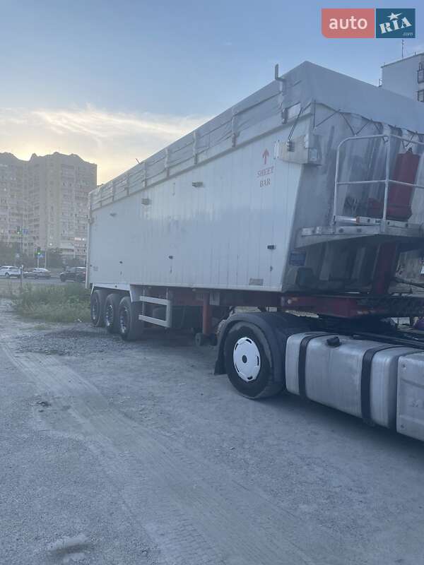 Зерновоз - полуприцеп Dennison Trailers 2008 в Полтаве