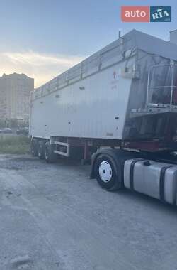 Зерновоз - полуприцеп Dennison Trailers 2008 в 