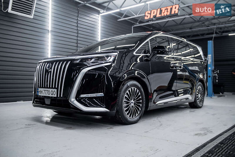 Минивэн Denza D9 2024 в Киеве фото 2 Минивэн Denza D9 2024 в Киеве