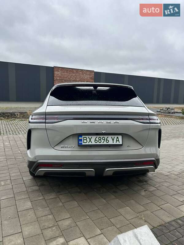 Внедорожник / Кроссовер Denza N7 2023 в Хмельницком