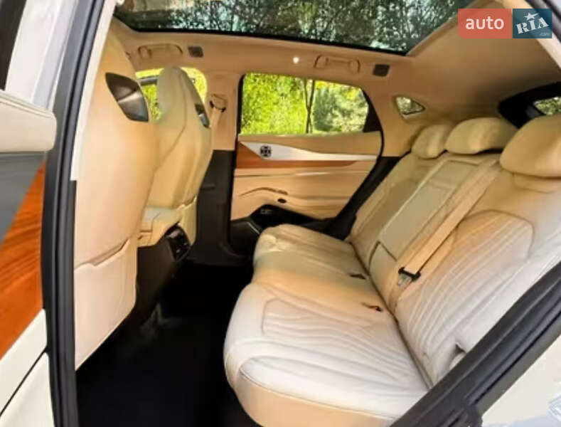 Позашляховик / Кросовер Denza N7 2023 в Львові фото 5 Позашляховик / Кросовер Denza N7 2023 в Львові