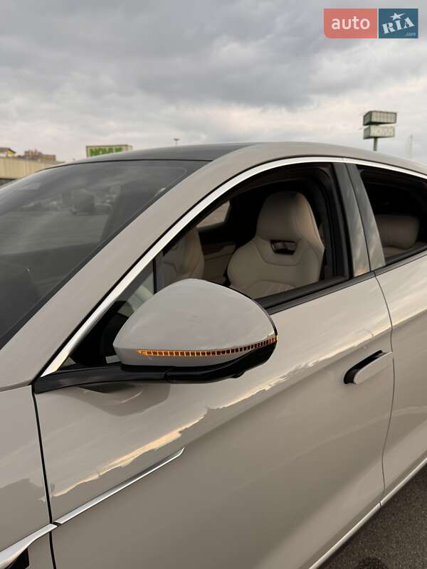 Позашляховик / Кросовер Denza N7 2023 в Києві