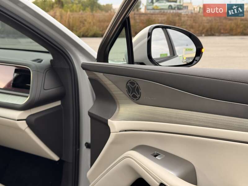 Позашляховик / Кросовер Denza N7 2023 в Києві