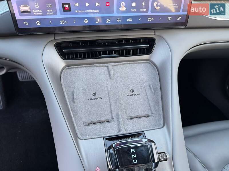 Позашляховик / Кросовер Denza N7 2023 в Києві фото 12 Позашляховик / Кросовер Denza N7 2023 в Києві