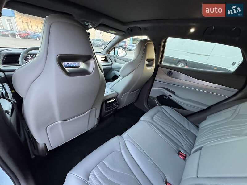 Позашляховик / Кросовер Denza N7 2023 в Києві фото 23 Позашляховик / Кросовер Denza N7 2023 в Києві