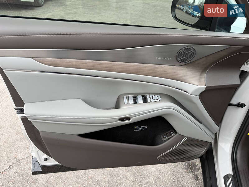 Позашляховик / Кросовер Denza N7 2024 в Львові фото 18 Позашляховик / Кросовер Denza N7 2024 в Львові