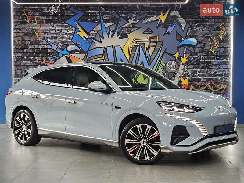 Позашляховик / Кросовер Denza N7 2023 в Дніпрі