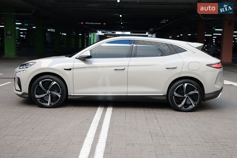 Внедорожник / Кроссовер Denza N7 2023 в Киеве