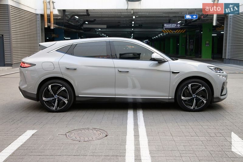 Внедорожник / Кроссовер Denza N7 2023 в Киеве