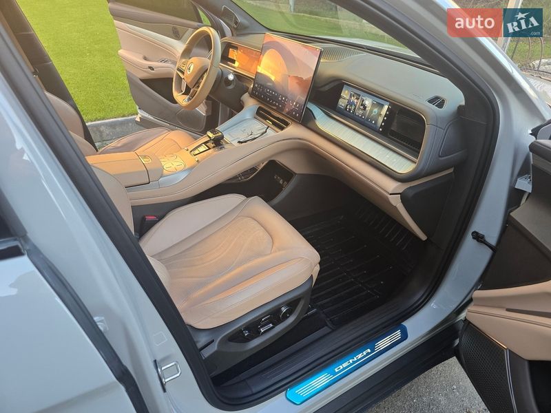 Внедорожник / Кроссовер Denza N7 2023 в Хмельницком