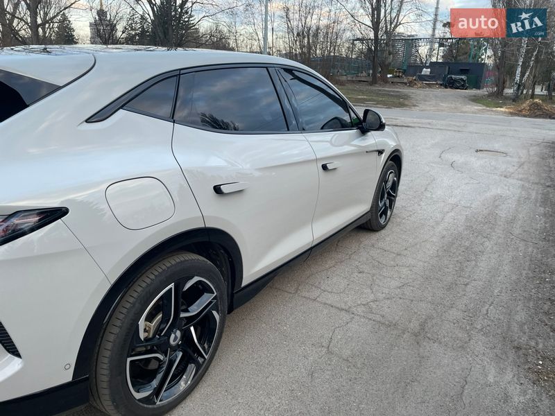 Внедорожник / Кроссовер Denza N7 2025 в Киеве