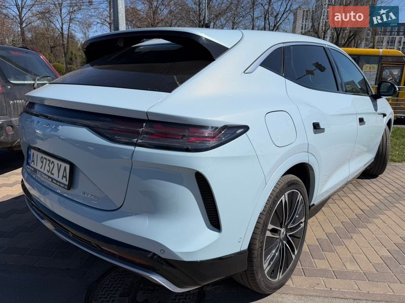 Позашляховик / Кросовер Denza N7 2024 в Києві фото 8 Позашляховик / Кросовер Denza N7 2024 в Києві