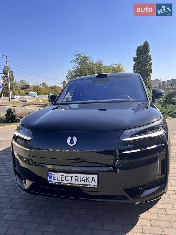 Внедорожник / Кроссовер Denza N9 2025 в Днепре фото 10 Внедорожник / Кроссовер Denza N9 2025 в Днепре