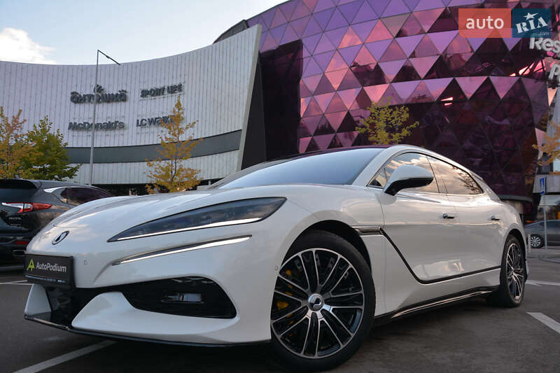 Внедорожник / Кроссовер Denza Z9 GT 2024 в 
