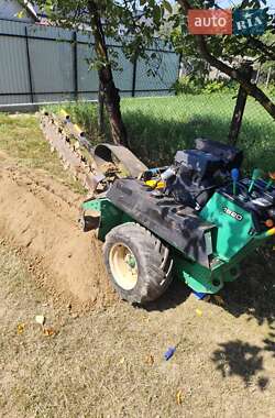 Траншеєкопач Ditch Witch 1820 2007 в Буштино