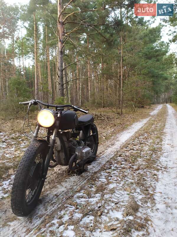 Кафе рейсер Днепр (КМЗ) 10-36 1980 в Шацке