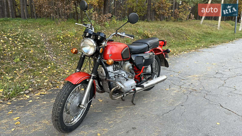Мотоцикл Классик Днепр (КМЗ) 8.157-01 1992 в Житомире