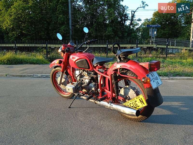 Мотоцикл з коляскою Днепр (КМЗ) Днепр-11 1991 в Бучі