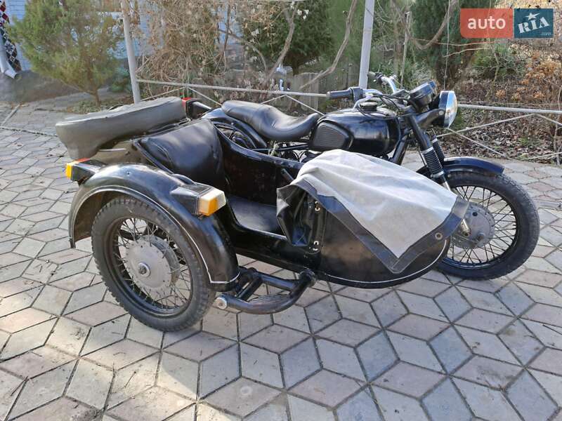 Вантажні моторолери, мотоцикли, скутери, мопеди Дніпро (КМЗ) Днепр-11 1984 в Чернівцях фото 4 Вантажні моторолери, мотоцикли, скутери, мопеди Дніпро (КМЗ) Днепр-11 1984 в Чернівцях