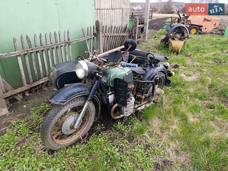 Мотоцикл Классик Днепр (КМЗ) Днепр-12 1986 в Попельне