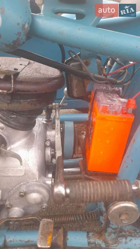 Мотоцикл з коляскою Днепр (КМЗ) К 650 1971 в Борисполі фото 182 Мотоцикл з коляскою Днепр (КМЗ) К 650 1971 в Борисполі