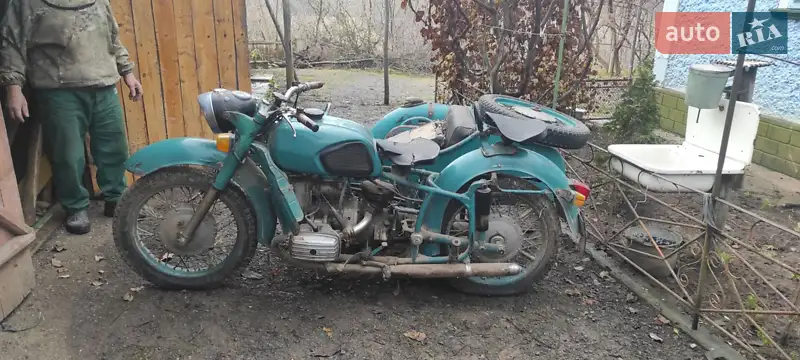 Мотоцикл Классик Днепр (КМЗ) МТ-9 1974 в 