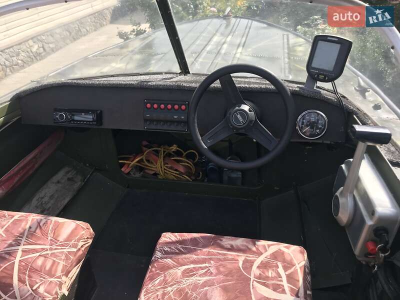 Катер Днепр 1 1980 в Дніпрі