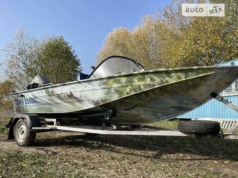 Катер Днепр 1 1978 в Полтаві