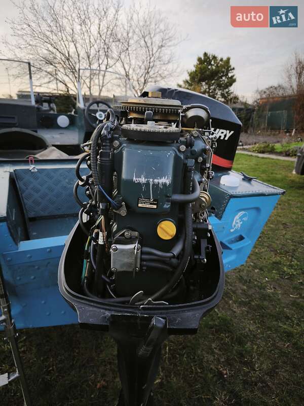 Катер Днепр 1 1986 в Полтаве фото 13 Катер Днепр 1 1986 в Полтаве