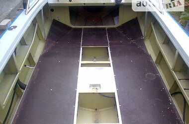 Лодка Днепр 3 2010 в Черкассах