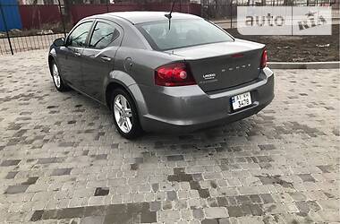 Седан Dodge Avenger 2012 в Киеве