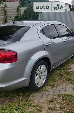 Седан Dodge Avenger 2013 в Харкові